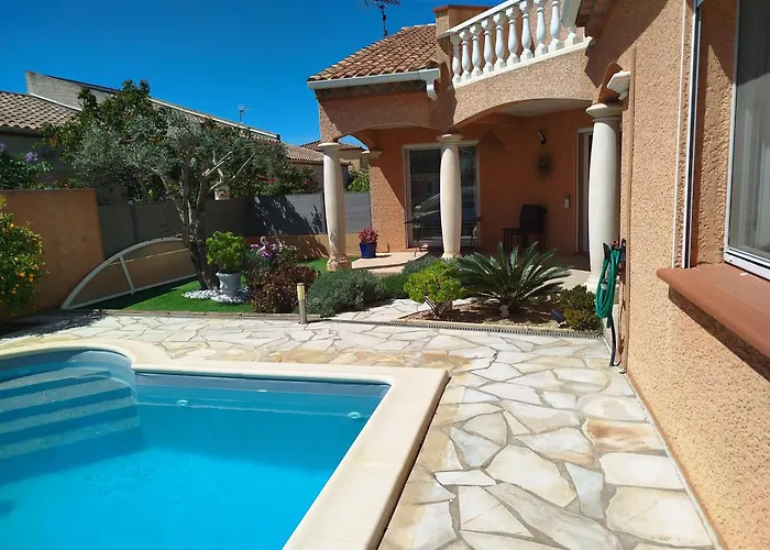 2 Chambres Avec Piscine Et Spa Au Calme, Mer A Proximite.